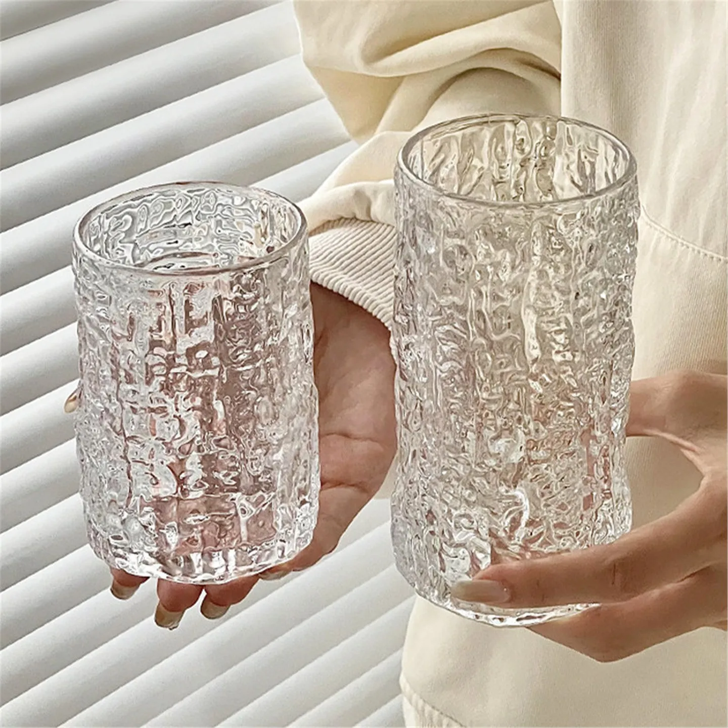 Wine Beer Online - Damen-Bierglas im rustikalen Baumrinden-Design, Ins-Style Getränkebecher